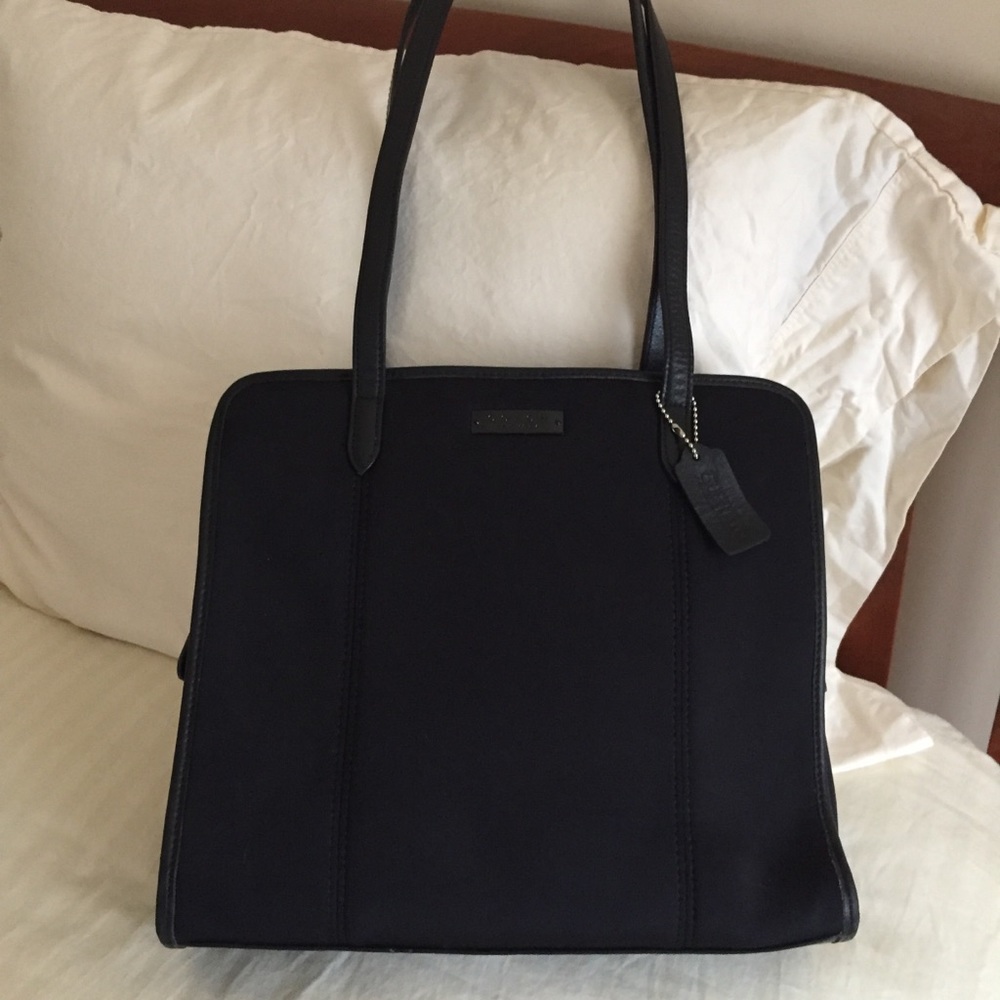 Coach scuba fabric bag, 3 compartments.